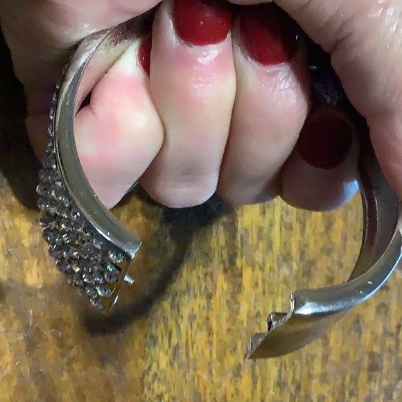 COPY - Stunning Bling Clamper - Picture 9 of 10